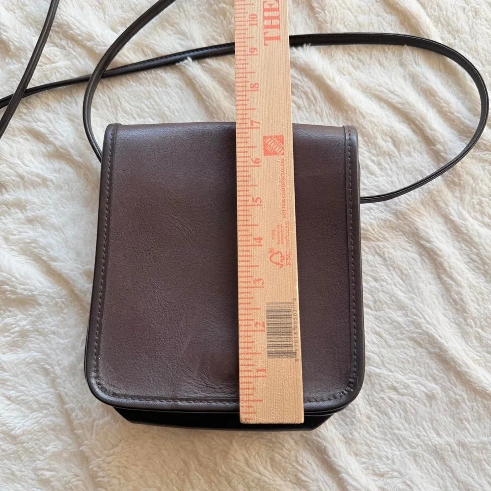 Valerie Stevens Brown Leather Crossbody Bag Vintage Minimalist Purse